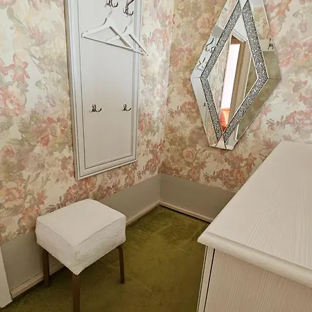 Apartamentai 76 Apartment